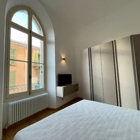Appartamento Piazza Colombo *